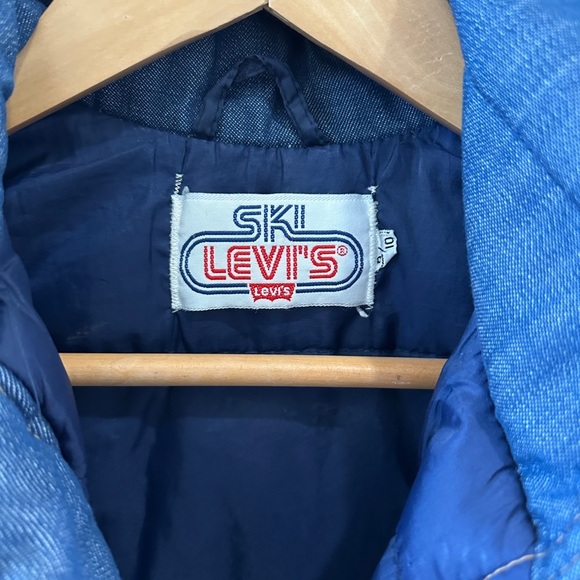 Vintage Levi's Classic Blue Denim Ski Vest - Picture 4 of 7